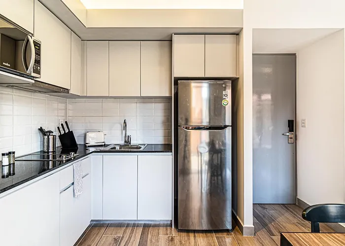 Kukun Reforma & Downtown Aparthotel 4*