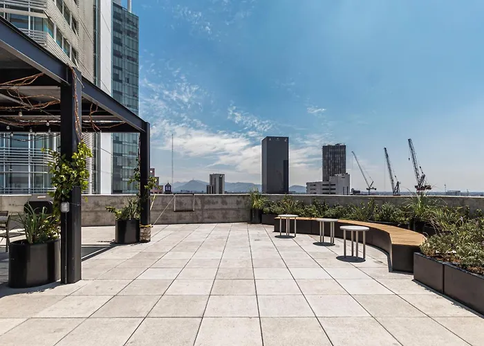 Kukun Reforma & Downtown 4*