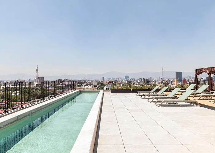 Aparthotel Kukun Reforma & Downtown 4*