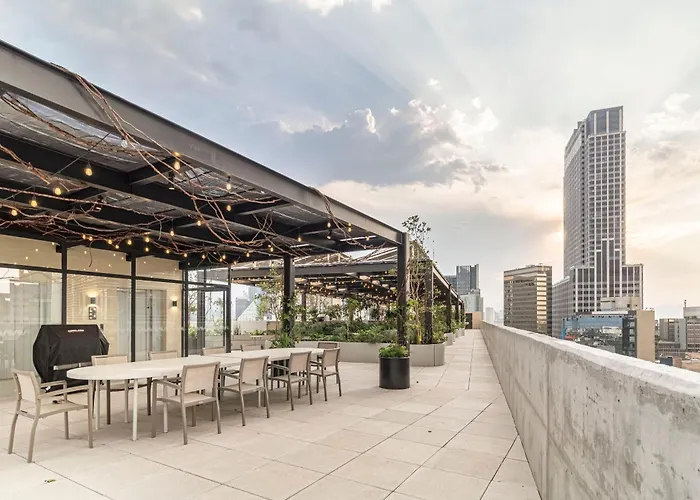 Aparthotel Kukun Reforma & Downtown 4*
