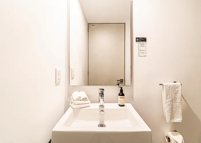Kukun Reforma & Downtown 4*